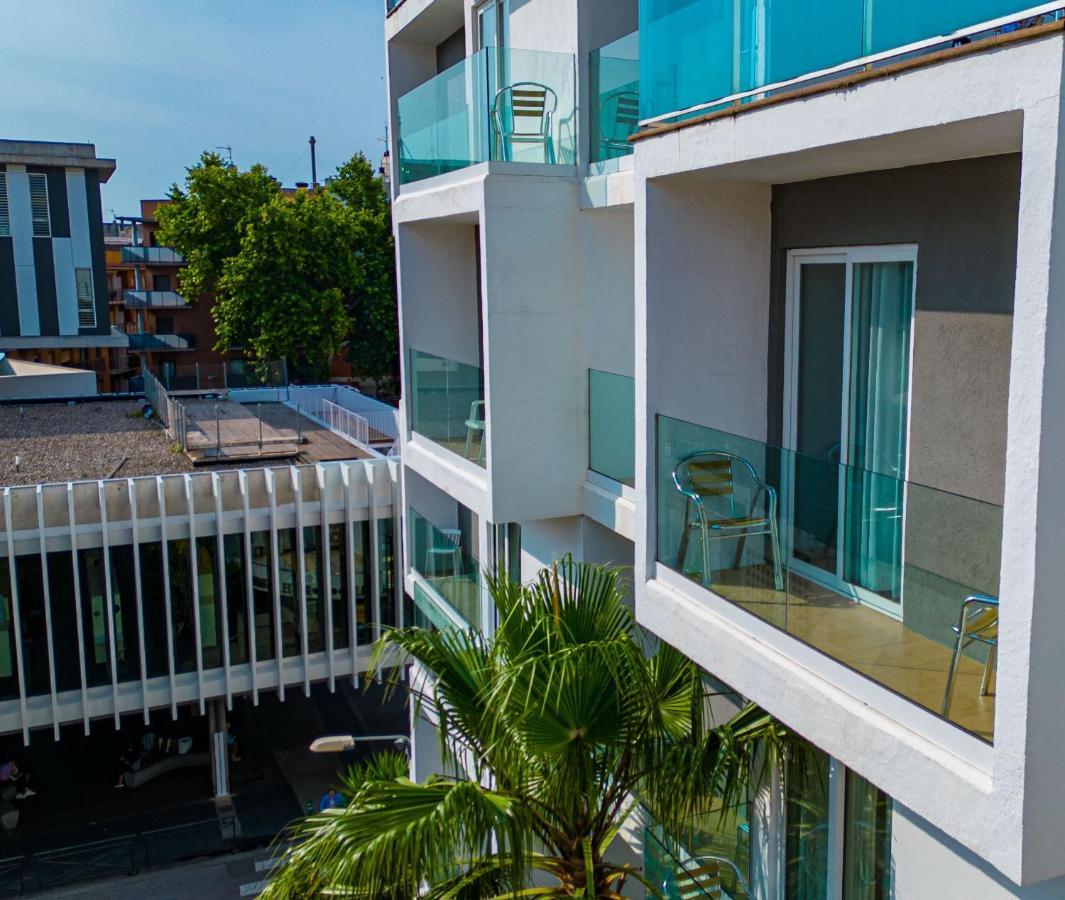 Hotel Astoria Park يوريت دي مار المظهر الخارجي الصورة