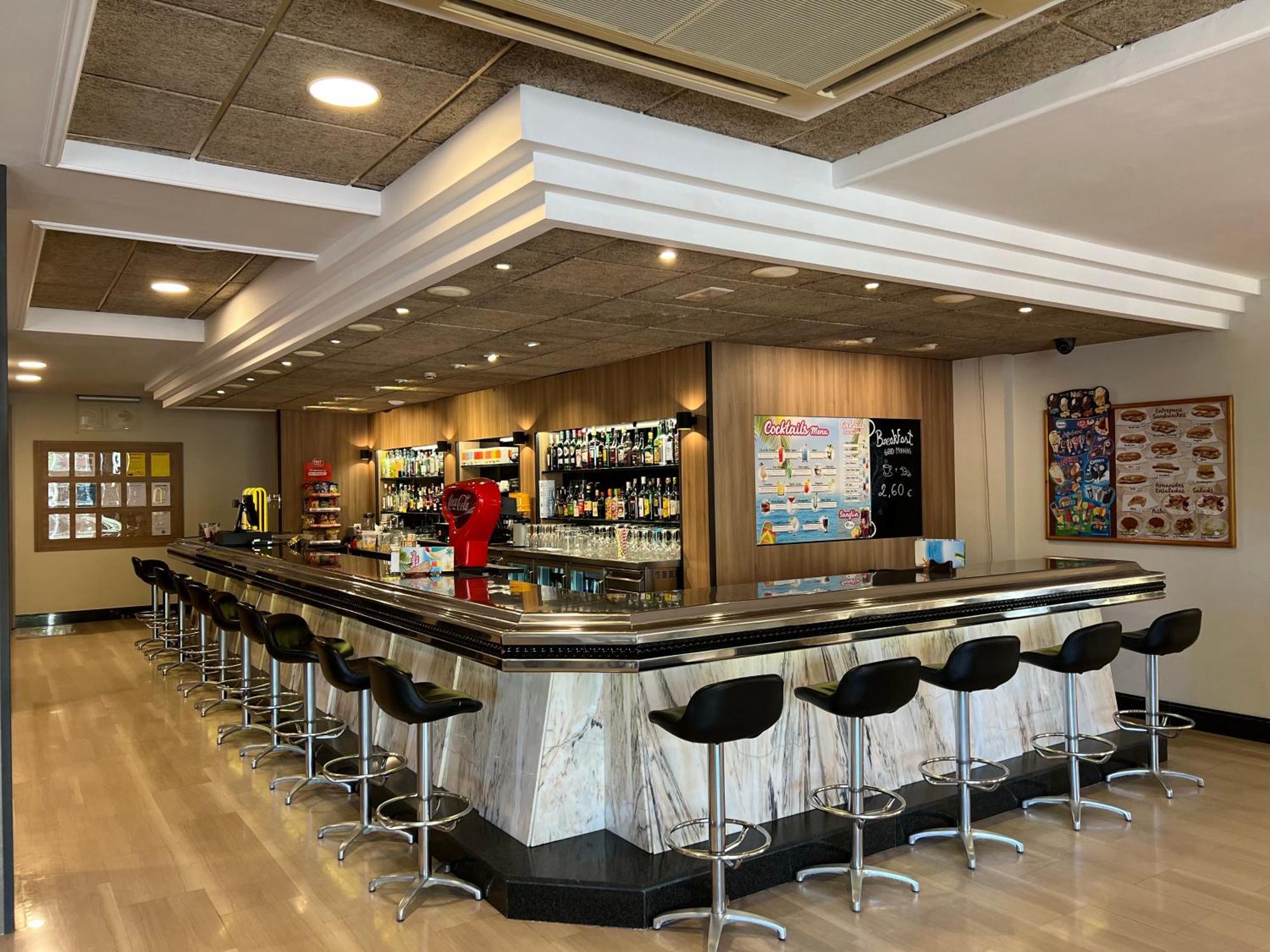 Hotel Astoria Park يوريت دي مار المظهر الخارجي الصورة