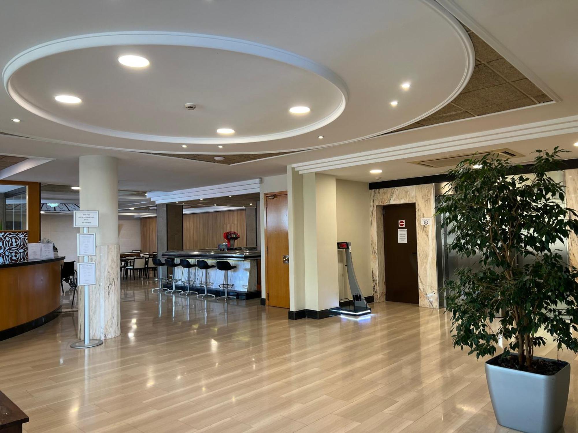Hotel Astoria Park يوريت دي مار المظهر الخارجي الصورة